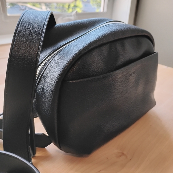 Colab Black Vegan Leather Crossbody Purse - Picture 4 of 9